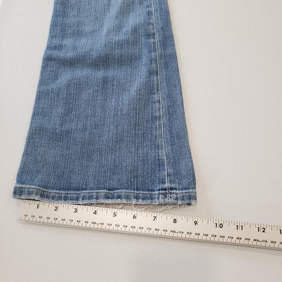 BKE Stella Jeans Womens 29 Blue Bootcut Denim Frayed Hem Embroidered Pockets - Picture 6 of 12